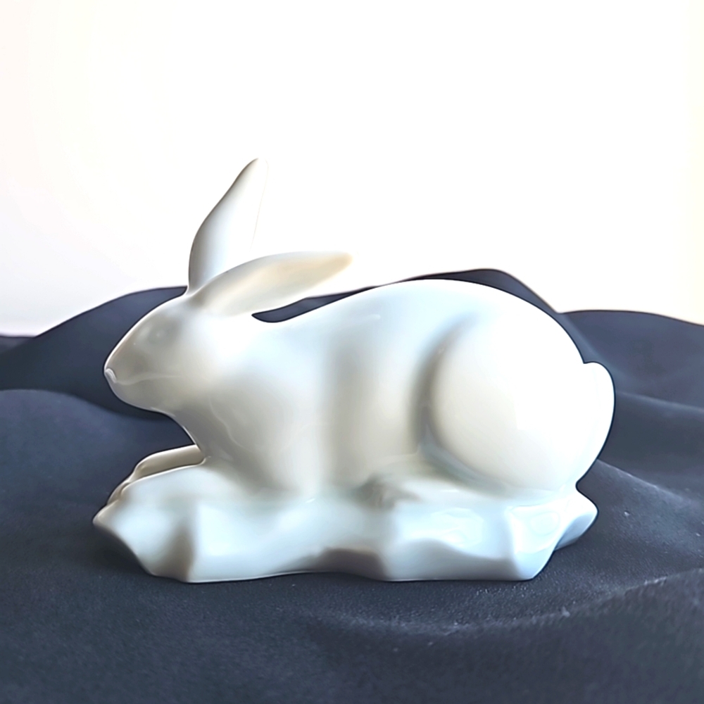 Haviland Limoges Porcelain White Bunny Figurine France 3.5" Easter